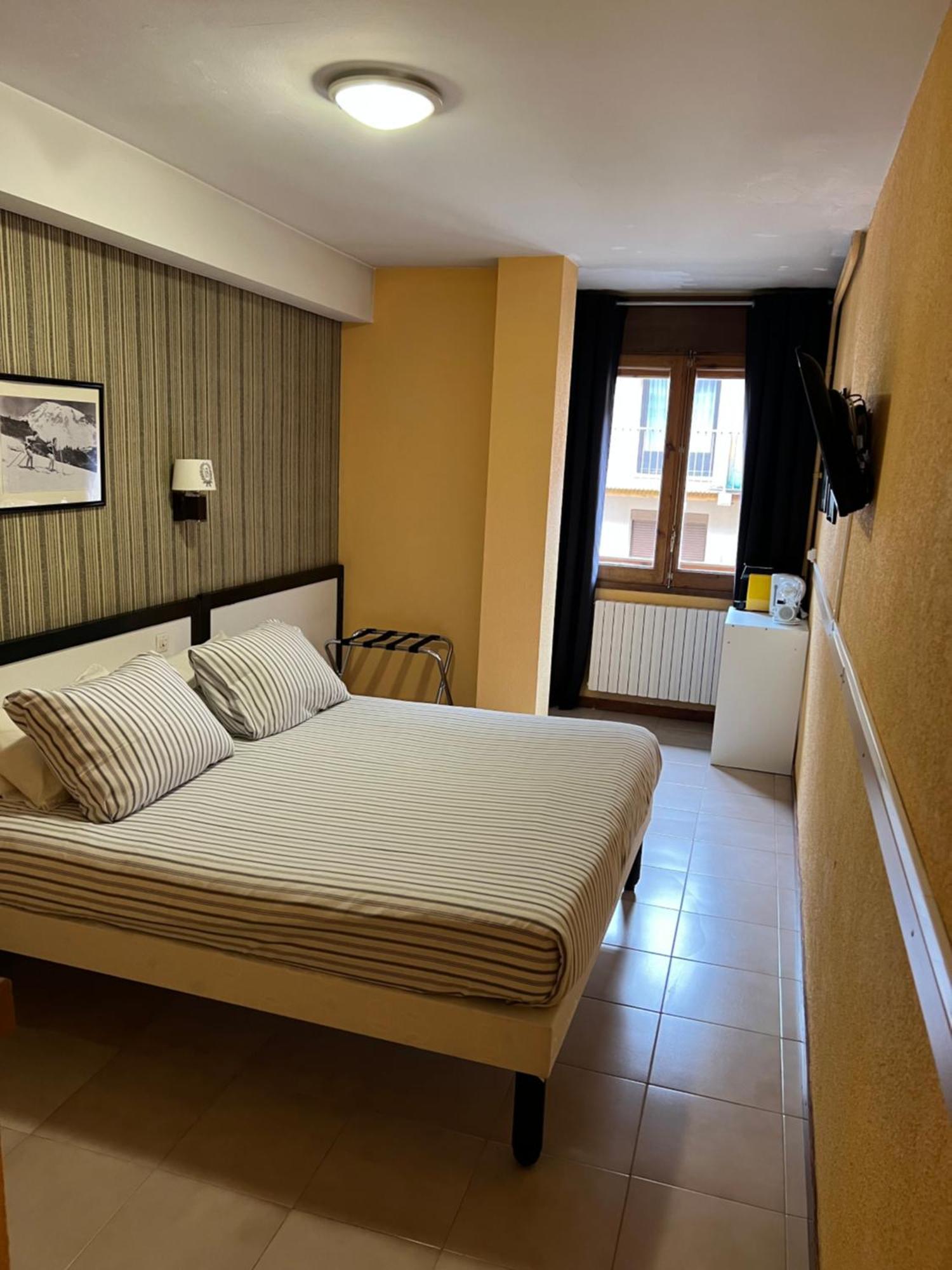 Hotel Copacabana Pas De La Casa Eksteriør bilde