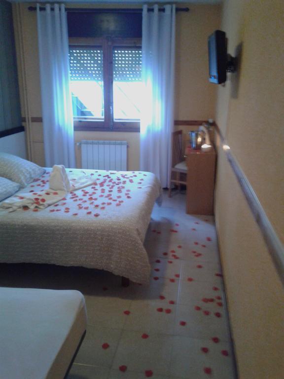 Hotel Copacabana Pas De La Casa Eksteriør bilde