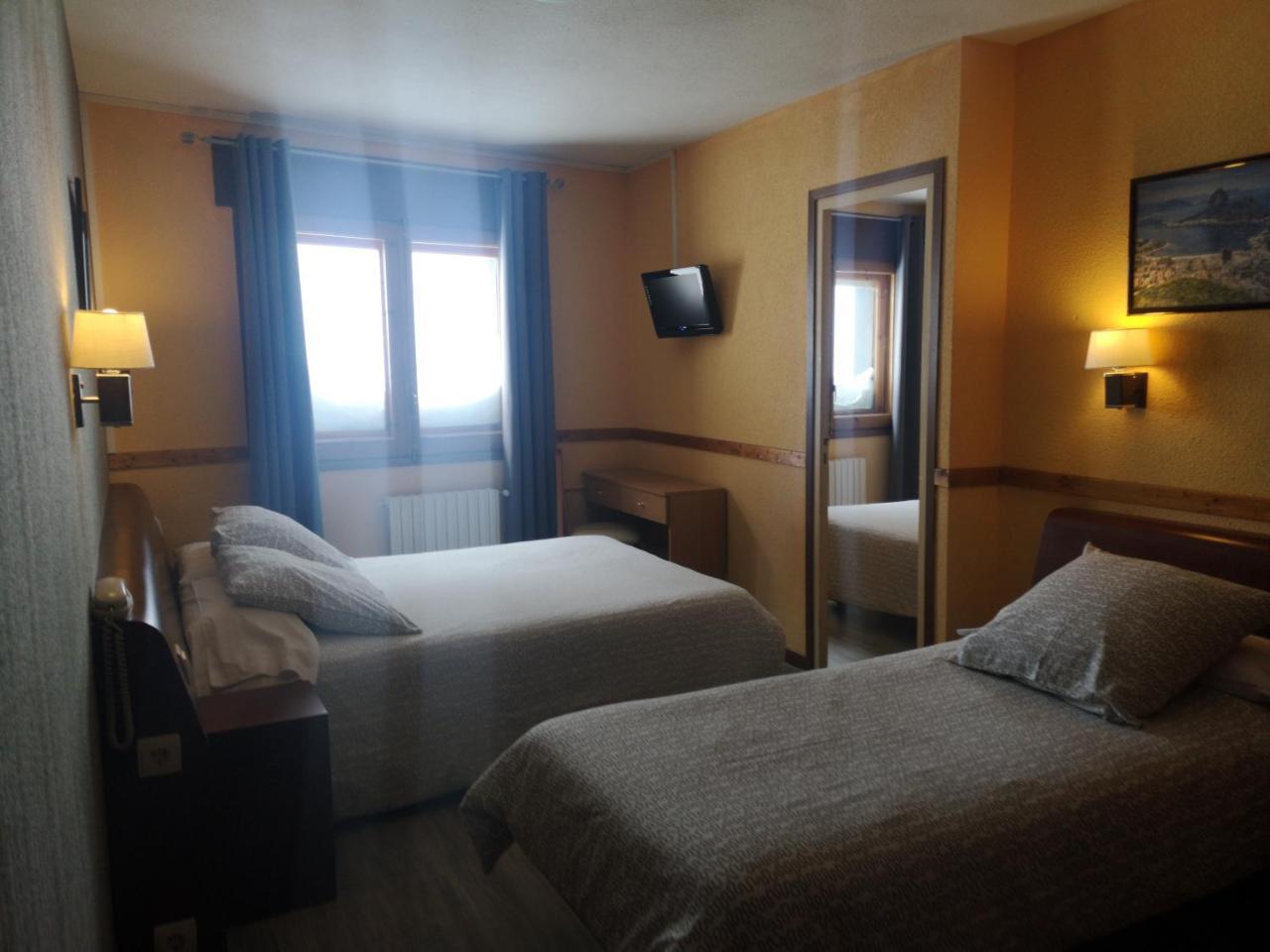 Hotel Copacabana Pas De La Casa Eksteriør bilde